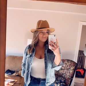 Meet your Posher, Jamie